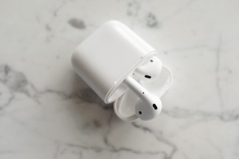 Best Noise Cancelling Earbuds 2026